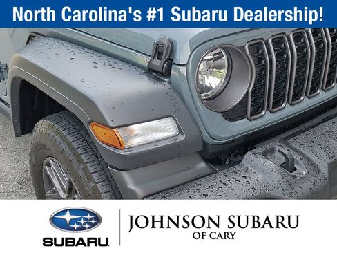 Used 2024 Jeep Wrangler Unlimited Sport AWD/4WD image 29