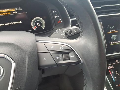 Used 2021 Audi Q7 3.0T Premium Plus w/ Premium Plus Package image 17