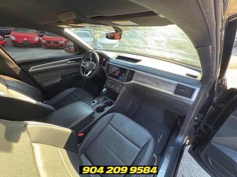 Used 2021 Volkswagen Atlas Cross Sport SE FWD image 37