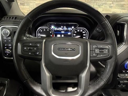 Used 2021 GMC Sierra 1500 Denali w/ Denali Premium Package image 17
