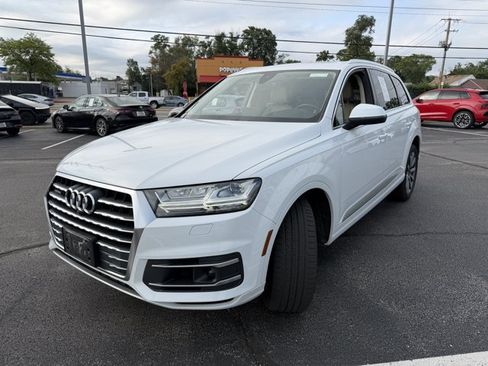 Used 2018 Audi Q7 3.0T Prestige w/ Prestige Package AWD/4WD image 2