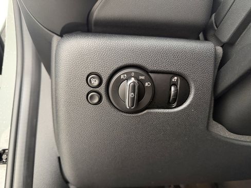 Certified 2023 MINI Cooper S image 27