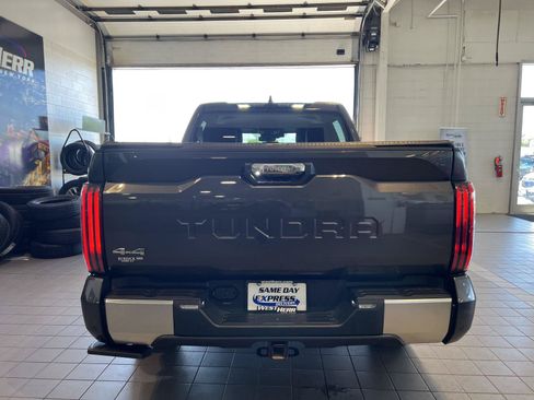 Used 2024 Toyota Tundra Limited AWD/4WD image 8