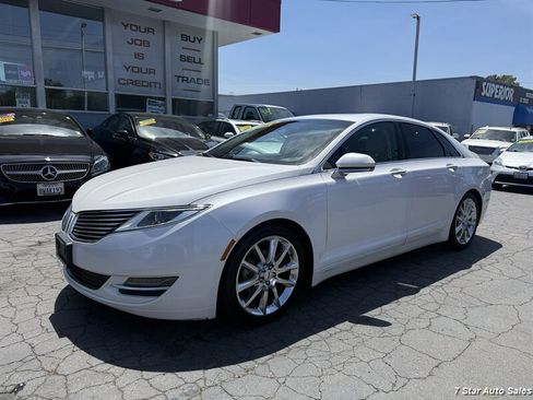 Used 2016 Lincoln MKZ Hybrid w/ Equipment Group 600A Reserve FWD image 3
