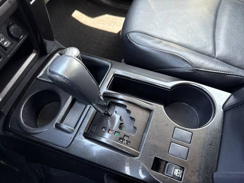 Used 2014 Toyota 4Runner Trail AWD/4WD image 21