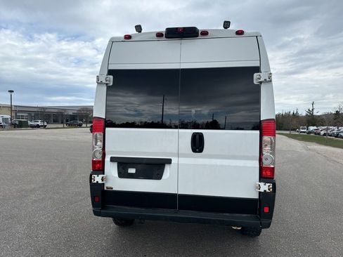 Used 2019 RAM ProMaster 2500 FWD image 11
