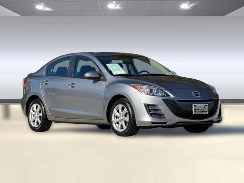 Used 2010 MAZDA MAZDA3 i Touring image 7