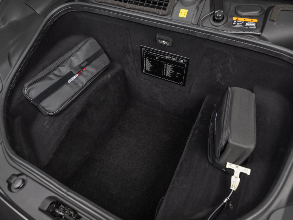 Certified 2026 Ferrari 296 GTS RWD image 35