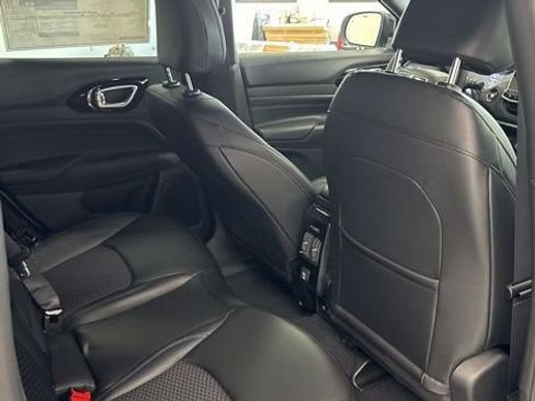 New 2026 Jeep Compass Latitude AWD/4WD image 22