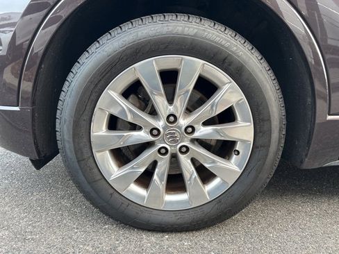 Used 2017 Buick Envision Essence image 8