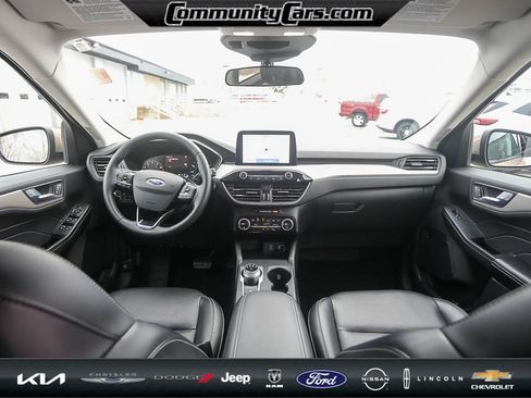 Used 2021 Ford Escape SEL image 24