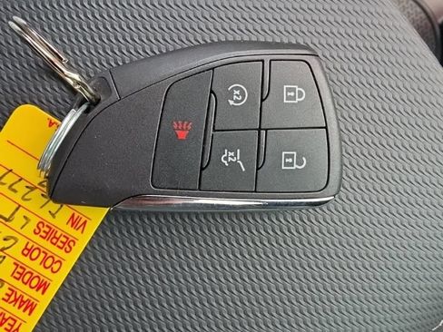 Certified 2026 Chevrolet Equinox LT w/ Convenience Package II AWD/4WD image 11