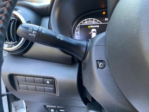 Used 2021 Nissan Kicks SR FWD image 57