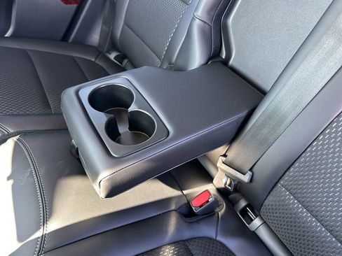 New 2026 Ford Escape SE image 34