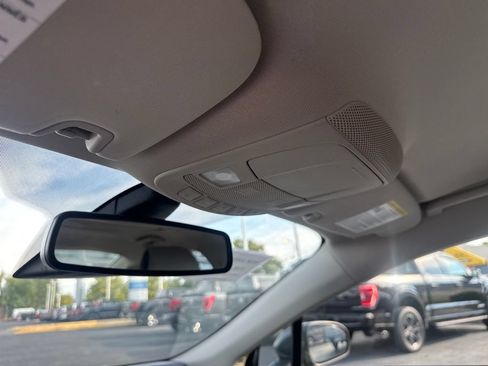 Used 2019 Ford Fusion SE w/ Equipment Group 151A FWD image 36