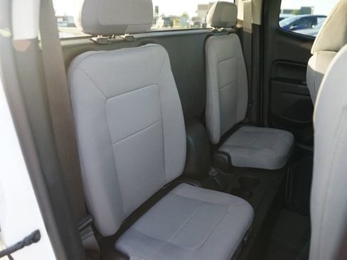 Used 2017 Chevrolet Colorado W/T w/ WT Convenience Package RWD image 16