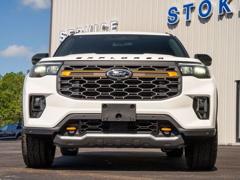 New 2026 Ford Explorer Tremor w/ Tremor Ultimate Package AWD/4WD image 2