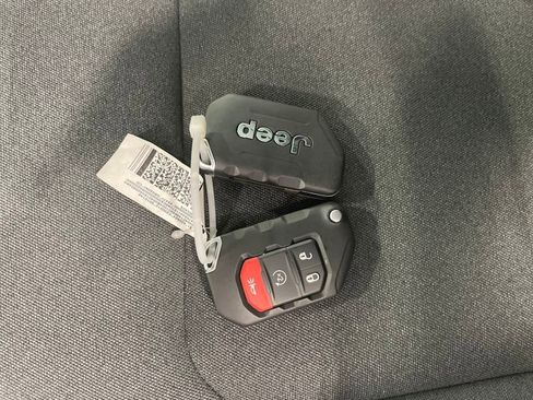 New 2025 Jeep Wrangler Sport S image 19