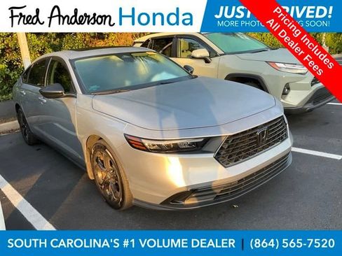 Used 2025 Honda Accord SE image 1