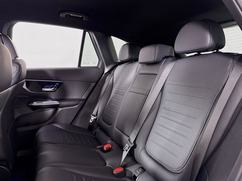 New 2026 Mercedes-Benz GLC 300 image 7