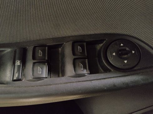 Used 2014 Ford Focus SE image 27