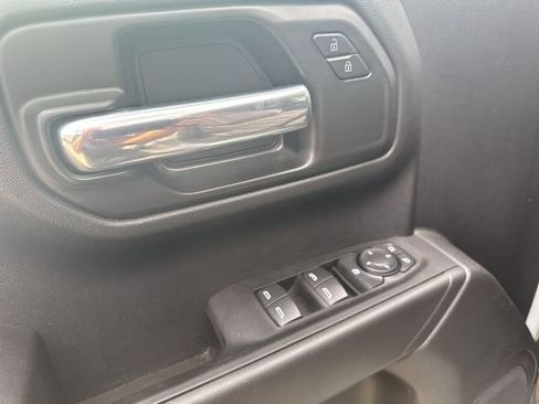Used 2025 Chevrolet Silverado 1500 Custom Trail Boss w/ LPO, Dark Essentials Package AWD/4WD image 25