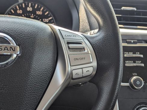 Used 2016 Nissan Altima 2.5 S w/ Power Driver Seat Package FWD image 16