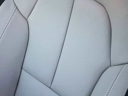 New 2026 Volvo XC40 B5 Ultra w/ Climate Package image 27