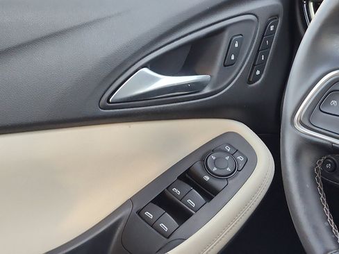 Used 2021 Buick Encore GX Essence w/ Advanced Technology Package image 12