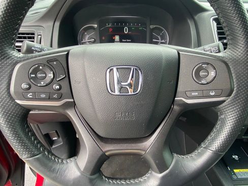 Used 2025 Honda Passport EX-L image 18