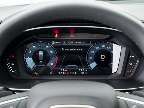 Certified 2025 Audi Q3 2.0T Premium AWD/4WD image 14