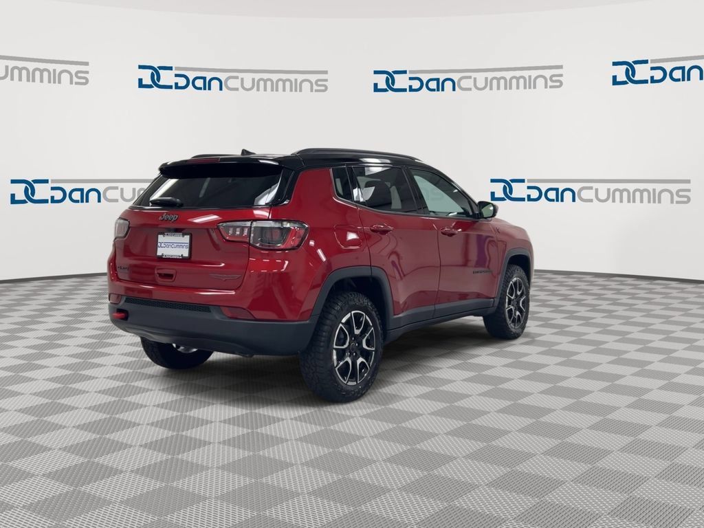 New 2026 Jeep Compass Trailhawk AWD/4WD image 8