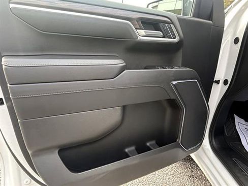 Used 2025 GMC Sierra 1500 SLT image 27