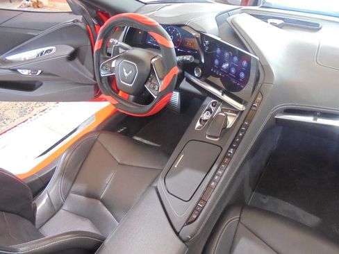 Used 2021 Chevrolet Corvette Stingray Coupe w/ 1LT image 11