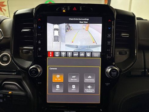 Used 2024 RAM 2500 Limited image 30