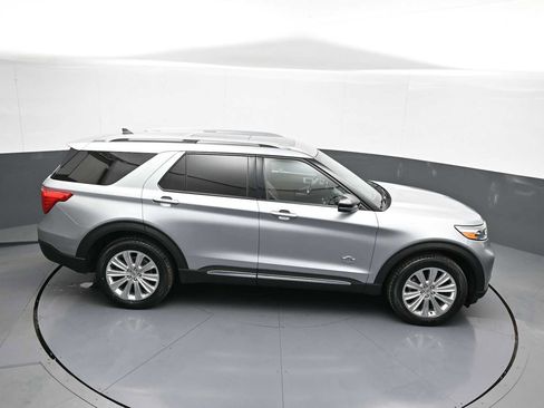 Used 2022 Ford Explorer King Ranch w/ Premium Technology Package AWD/4WD image 40