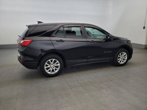 Used 2020 Chevrolet Equinox LS w/ LS Convenience Package AWD/4WD image 10