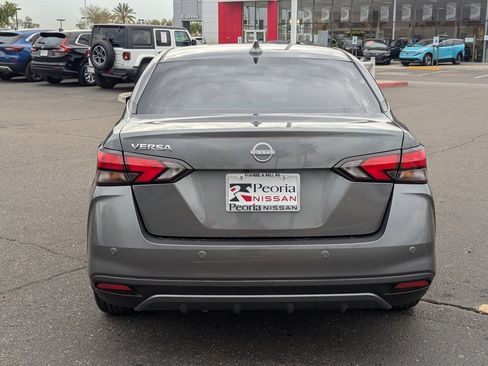 Certified 2025 Nissan Versa SV w/ Trunk Package image 5