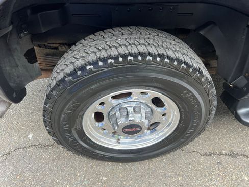 Used 2001 GMC Yukon XL 2500 SLT image 12