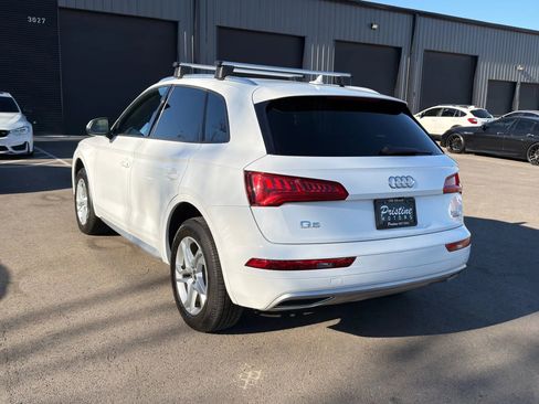 Used 2018 Audi Q5 2.0T Premium w/ Convenience Package image 4
