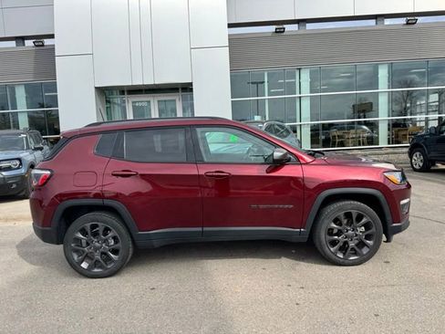 Used 2021 Jeep Compass Latitude AWD/4WD image 35