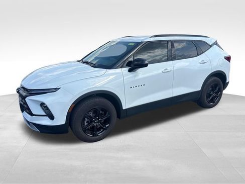 Used 2024 Chevrolet Blazer LT w/ Convenience Package AWD/4WD image 1