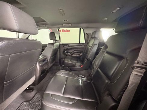 Used 2019 Chevrolet Tahoe LT w/ Off-Road Package AWD/4WD image 44