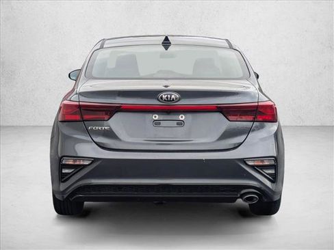 Used 2019 Kia Forte LXS image 4