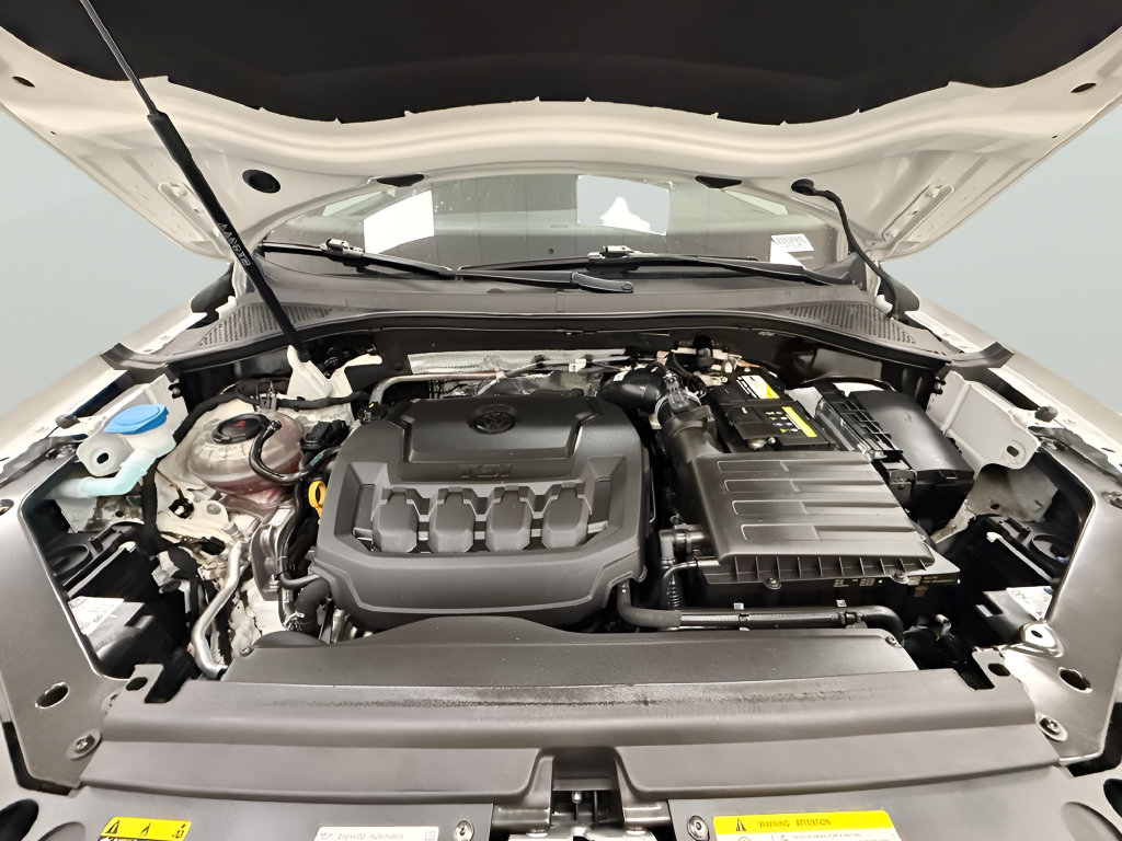Used 2023 Volkswagen Tiguan SE R-Line FWD image 23