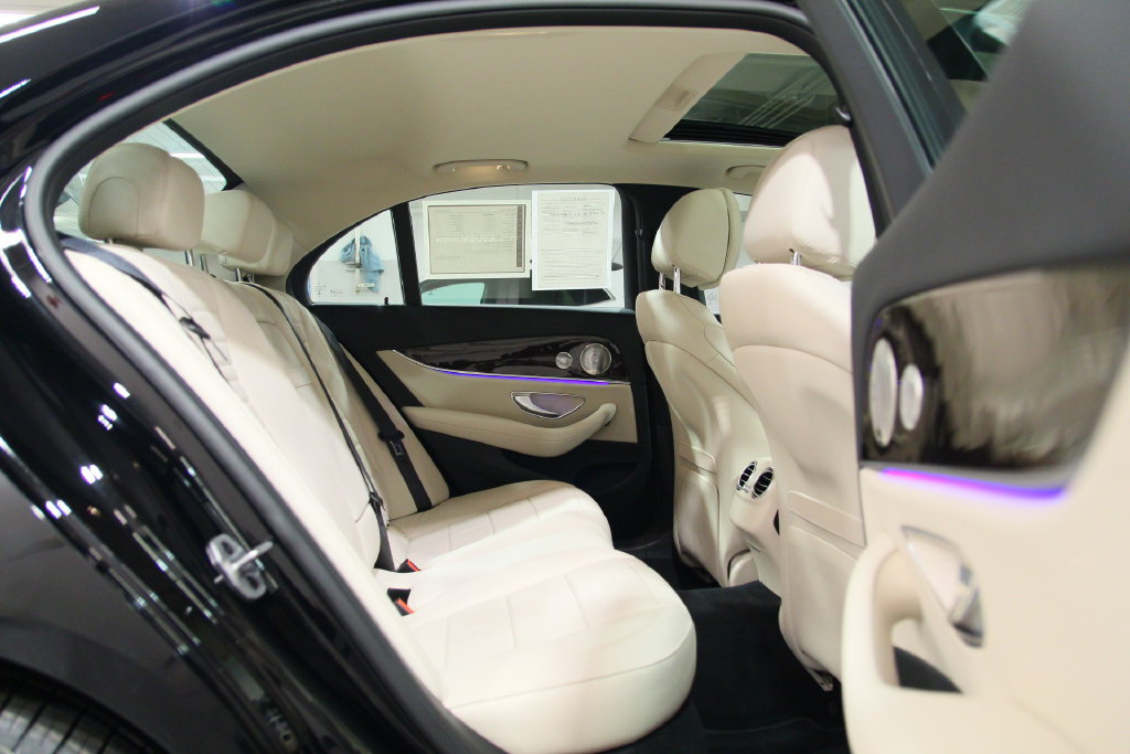 Certified 2021 Mercedes-Benz E 350 4MATIC Sedan image 25