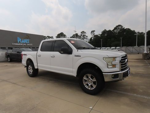 Used 2015 Ford F150 XLT w/ Equipment Group 301A Mid AWD/4WD image 7