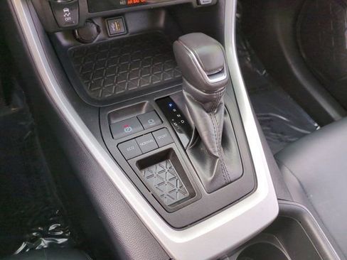 Used 2025 Toyota RAV4 XLE Premium image 14