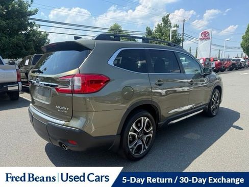 Used 2024 Subaru Ascent Limited w/ Technology Package AWD/4WD image 4