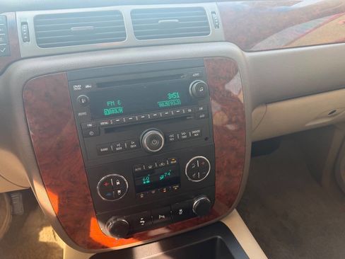 Used 2014 Chevrolet Tahoe LT w/ All-Star Edition image 16